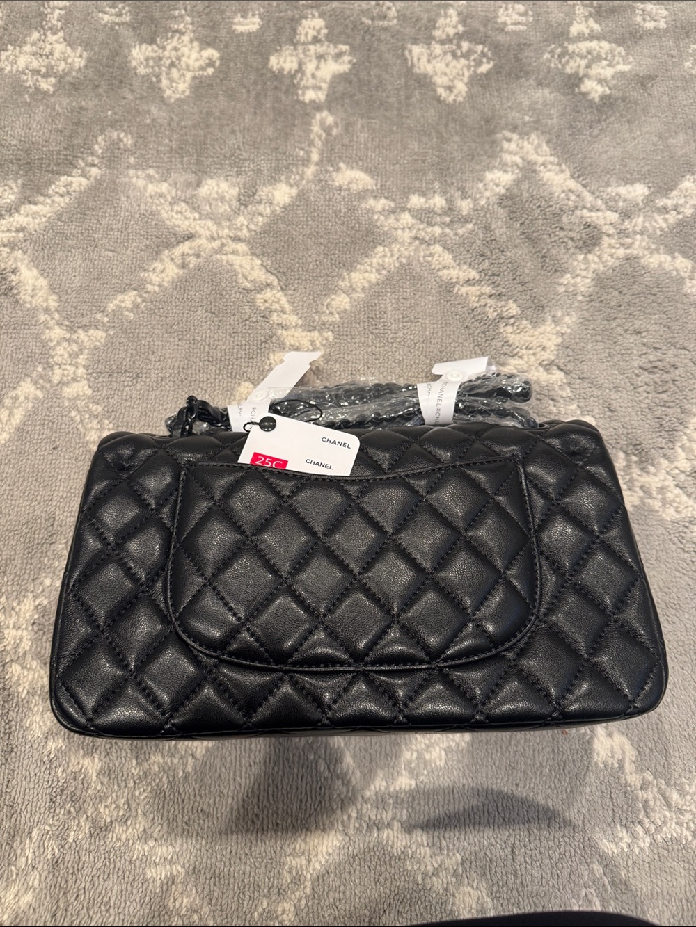 CHANEL style black on black small classic flap - Picture 6 of 12